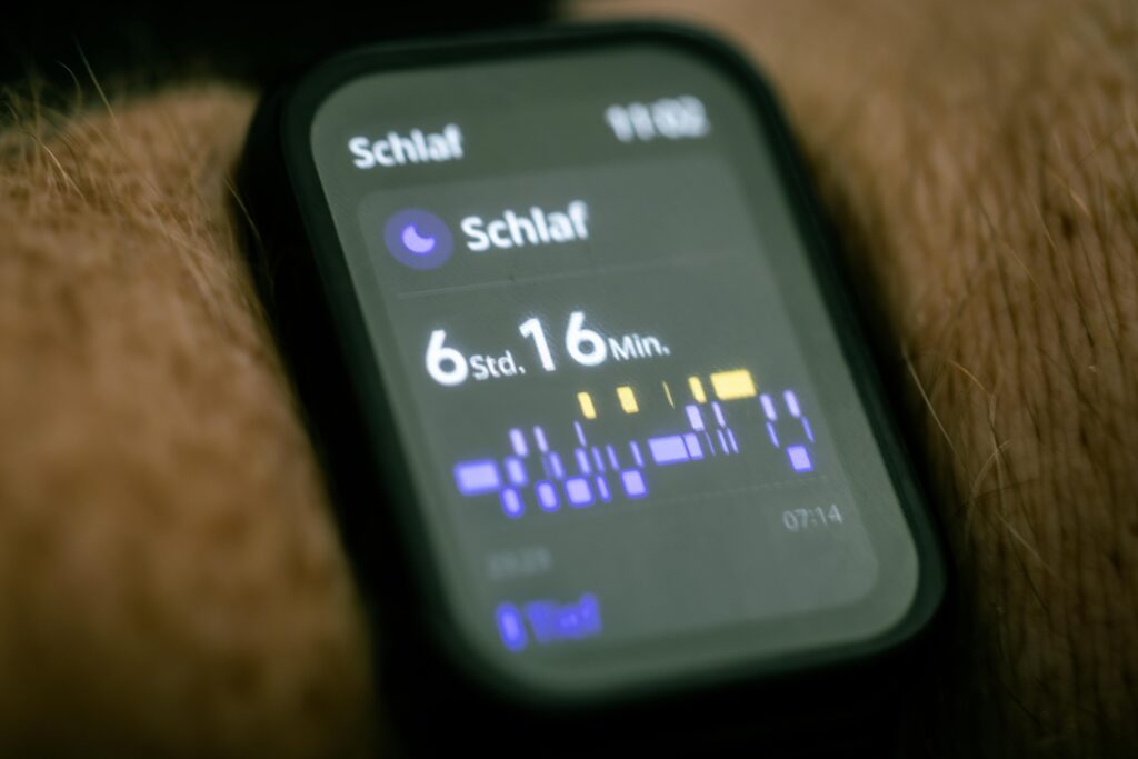 Schlaf tracken mit Rise App und Apple Watch — Gamechanger für Männer ab 40