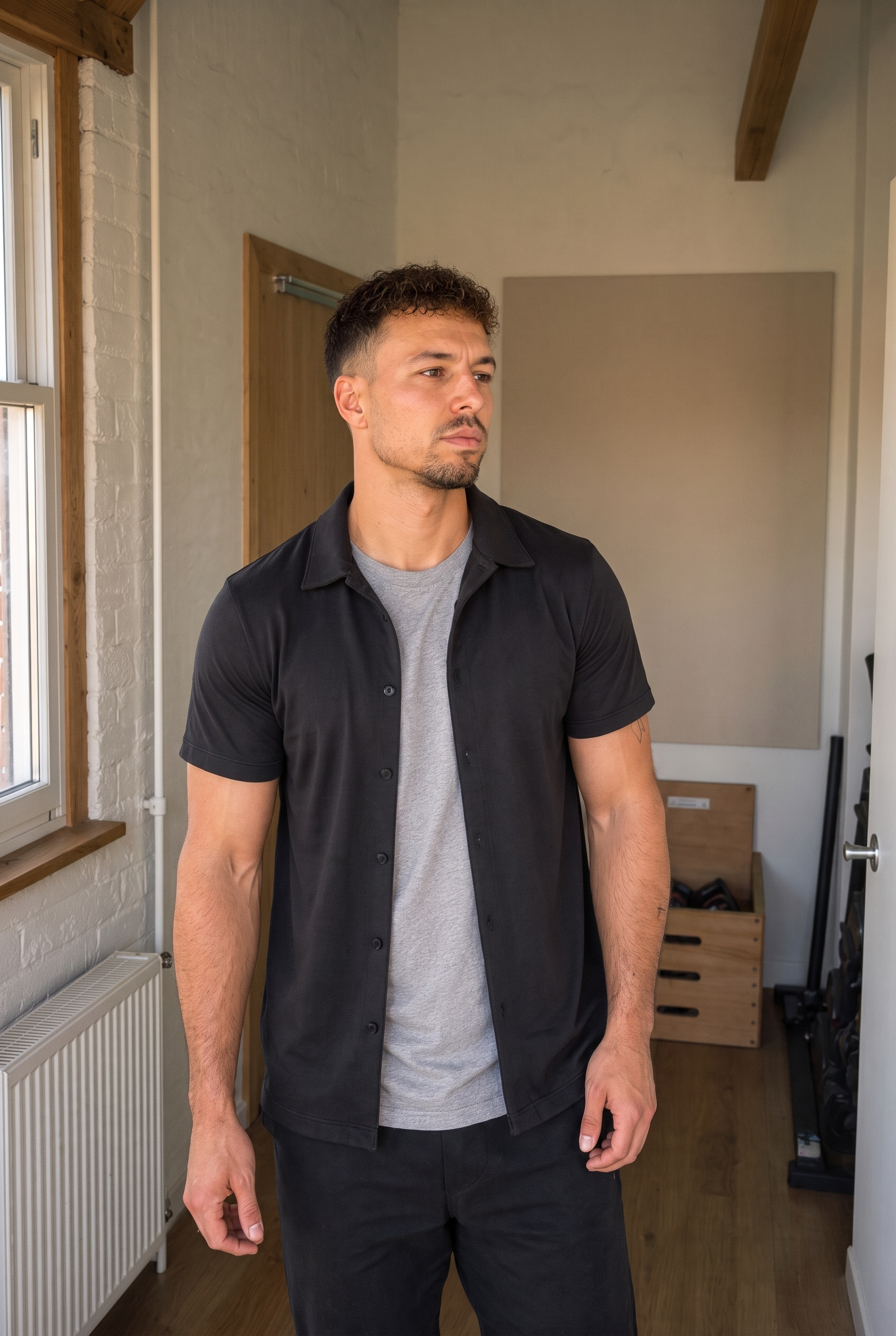 Fabian nach dem morgendlichen Training im Home Gym Graubünden